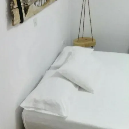 公寓 Likno's Island *